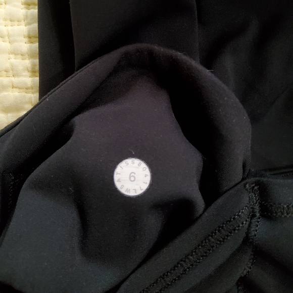 Lululemon Asian Fit Fast and Free High-Rise Tight 24" Leggings Size 6 - Picture 3 of 12